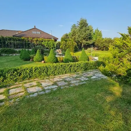 Dworek Krolewski Malgorzata