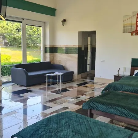 Dworek Krolewski Malgorzata グダニスク