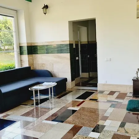 Hotel Dworek Krolewski Malgorzata 3*