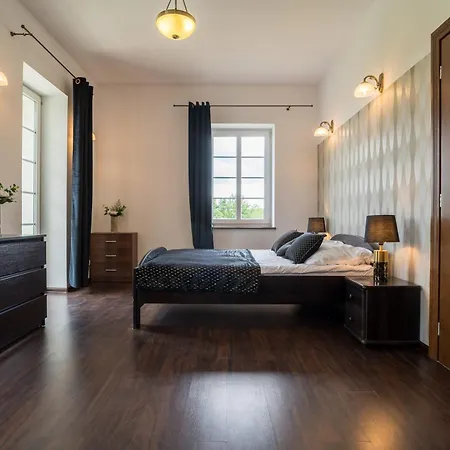 Hotel Dworek Krolewski Malgorzata