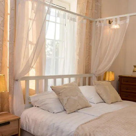 Dworek Krolewski Malgorzata Gdańsk