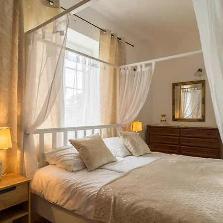 Hotel Dworek Krolewski Malgorzata Gdańsk