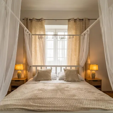 Dworek Krolewski Malgorzata ホテル