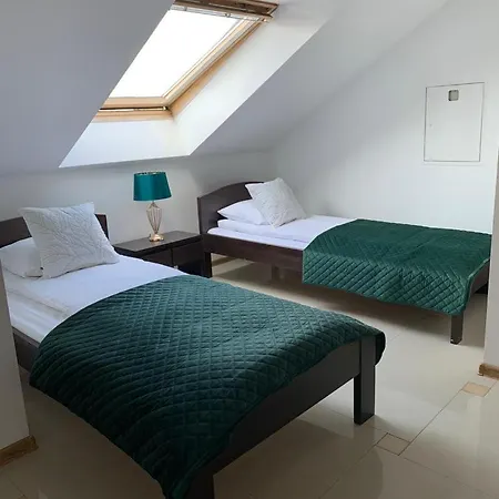 Dworek Krolewski Malgorzata 3*