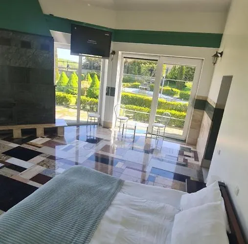 Dworek Krolewski Malgorzata 3*