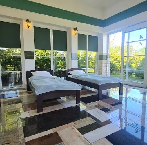 Dworek Krolewski Malgorzata 3*