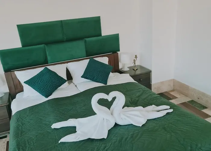 Dworek Krolewski Malgorzata