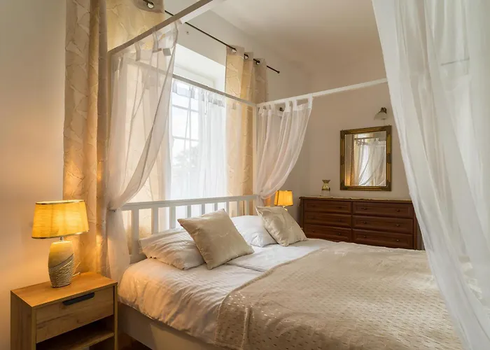 Hotel Dworek Krolewski Malgorzata Danzica