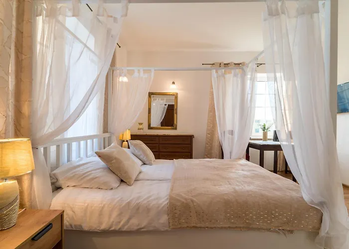 Hotel Dworek Krolewski Malgorzata