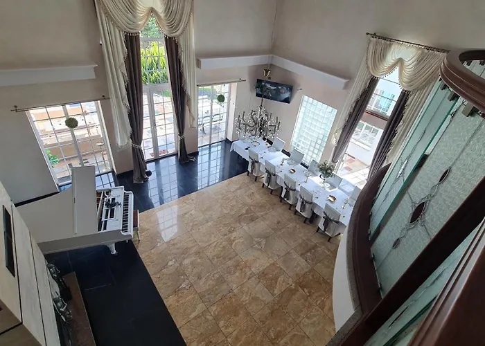 Dworek Krolewski Malgorzata 3*